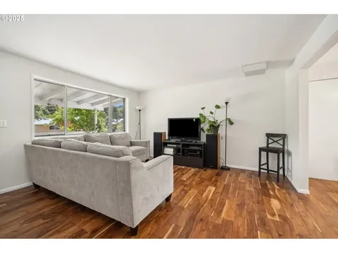 7925 SW 66th Avenue Portland OR 97223