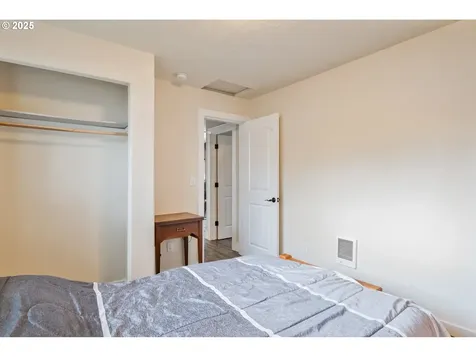 2026 42nd Avenue Longview WA 98632