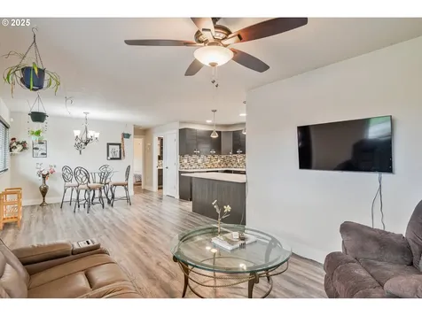 2026 42nd Avenue Longview WA 98632