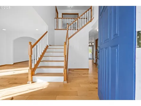 375 Mcclure Avenue Astoria OR 97103