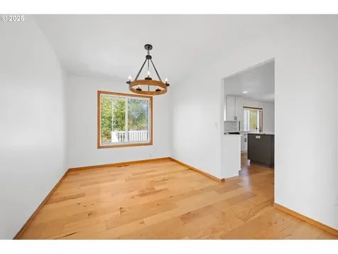 375 Mcclure Avenue Astoria OR 97103