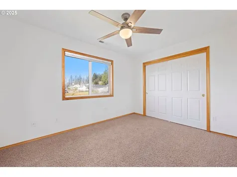 375 Mcclure Avenue Astoria OR 97103