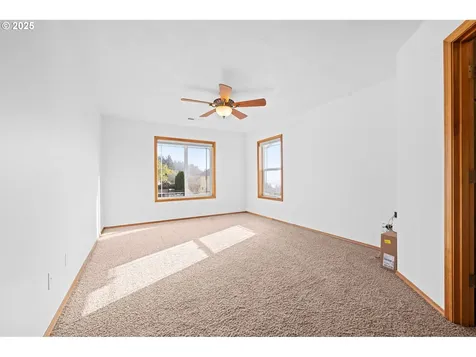 375 Mcclure Avenue Astoria OR 97103