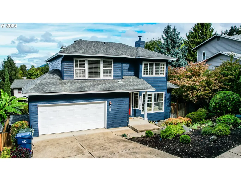 760 Woodcrest Drive Springfield OR 97477
