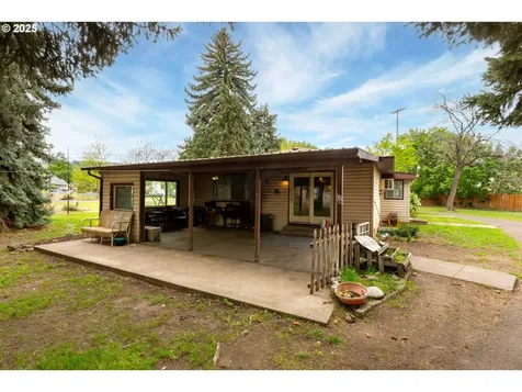 2903 N Spruce Street La Grande OR 97850