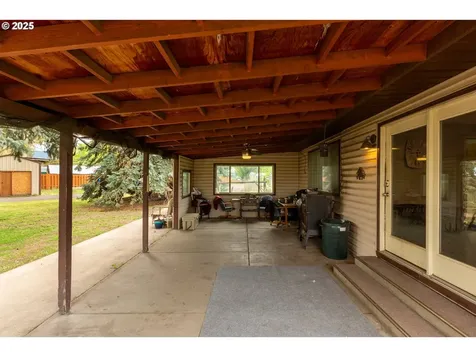 2903 N Spruce Street La Grande OR 97850