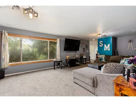 2903 N Spruce Street La Grande OR 97850