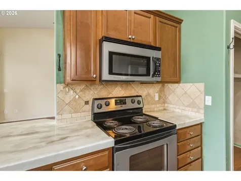 90 Glengate Loop Cathlamet WA 98612
