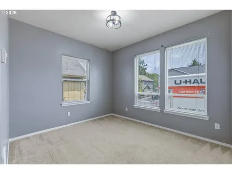 90 Glengate Loop Cathlamet WA 98612