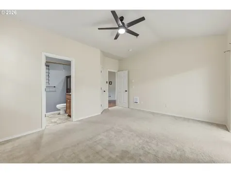 90 Glengate Loop Cathlamet WA 98612