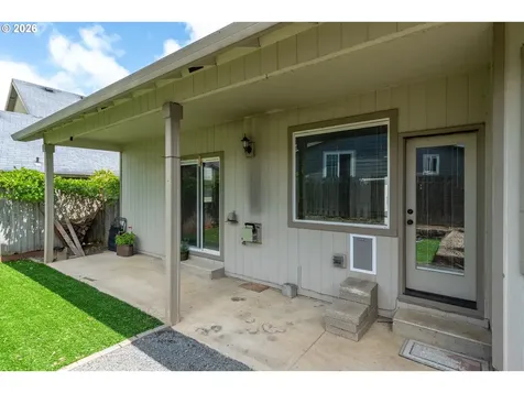 90 Glengate Loop Cathlamet WA 98612