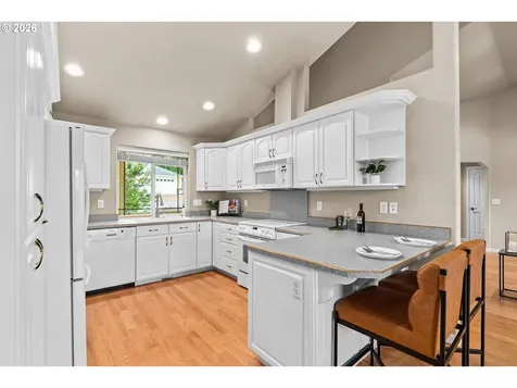 2222 Primrose Lane Florence OR 97439
