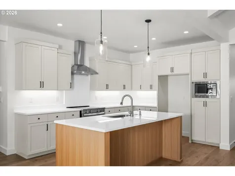 25331 E Broadway Avenue Veneta OR 97487