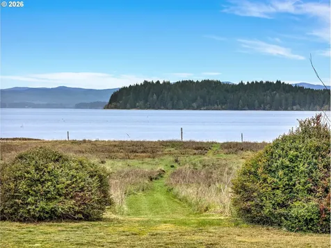 25906 Sandridge Road Ocean Park WA 98640