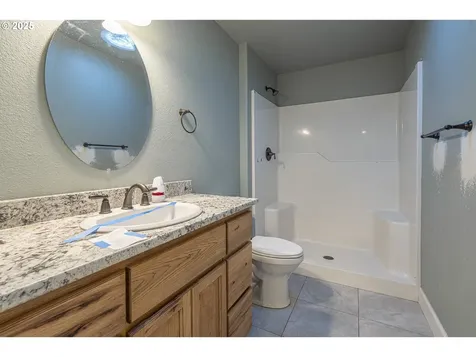 44237 N River Drive Foster OR 97345