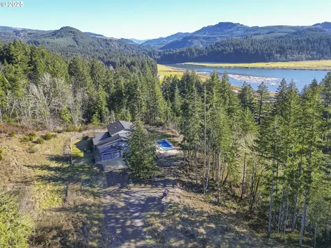 44237 N River Drive Foster OR 97345