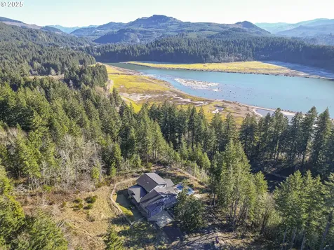 44237 N River Drive Foster OR 97345
