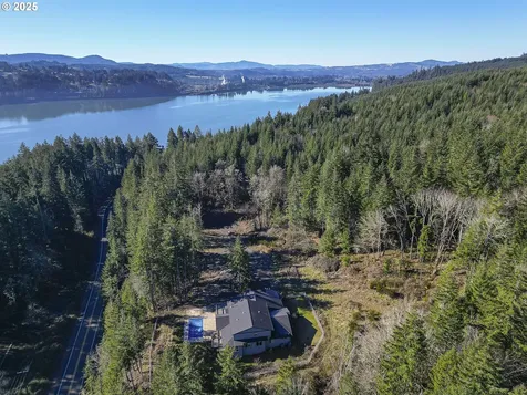 44237 N River Drive Foster OR 97345