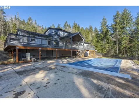 44237 N River Drive Foster OR 97345
