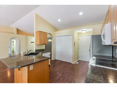 15309 NE 77th Street Vancouver WA 98682