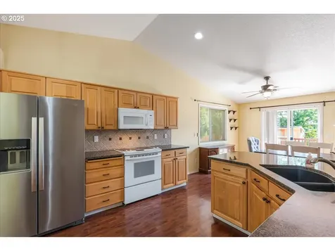 15309 NE 77th Street Vancouver WA 98682