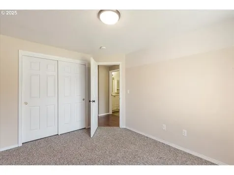 15309 NE 77th Street Vancouver WA 98682