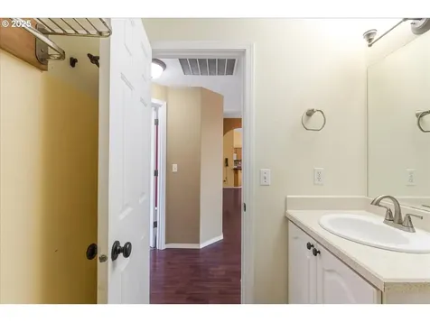 15309 NE 77th Street Vancouver WA 98682