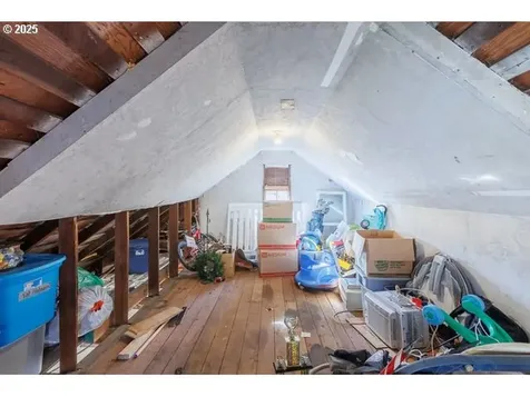 2303 Long Street Sweet Home OR 97386