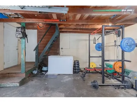 2303 Long Street Sweet Home OR 97386