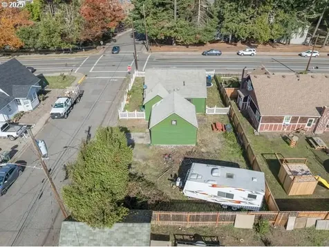 2303 Long Street Sweet Home OR 97386