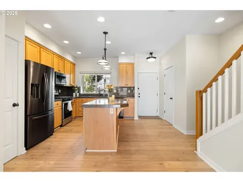 2514 NW 3rd Terrace Gresham OR 97030