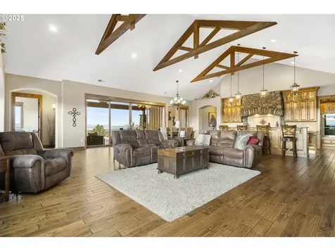 5907 NE Timber Lane Prineville OR 97754
