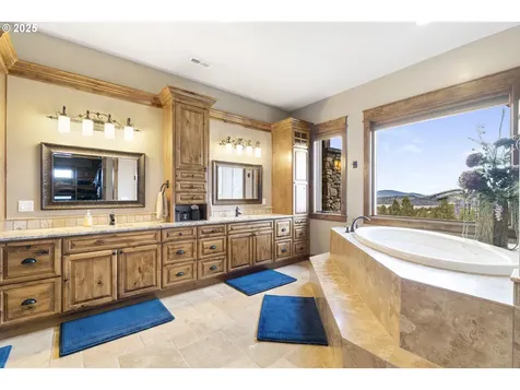 5907 NE Timber Lane Prineville OR 97754