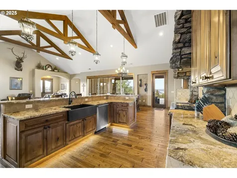 5907 NE Timber Lane Prineville OR 97754