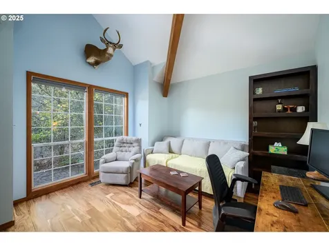 45245 SW Saddleback Drive Gaston OR 97119