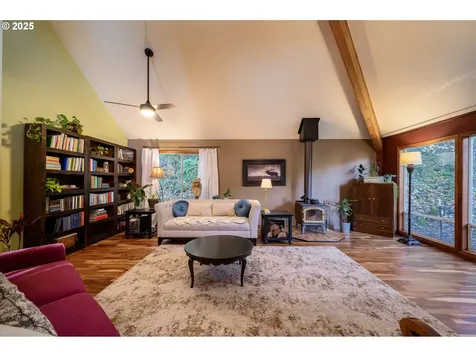 45245 SW Saddleback Drive Gaston OR 97119