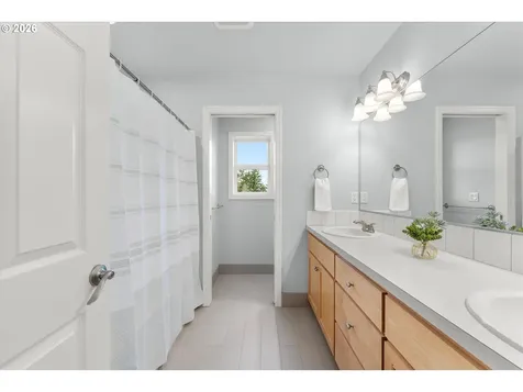 12515 NE 93rd Avenue Vancouver WA 98662