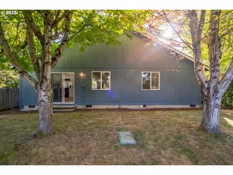 2425 Brown Road NE Salem OR 97305
