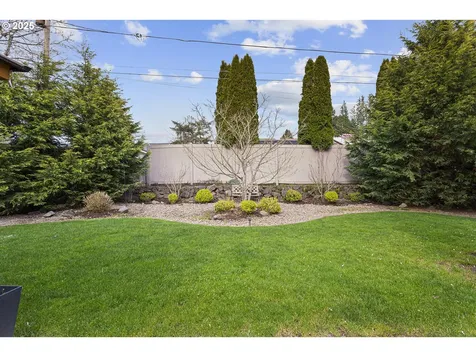 9005 SW Caroline Drive Portland OR 97225