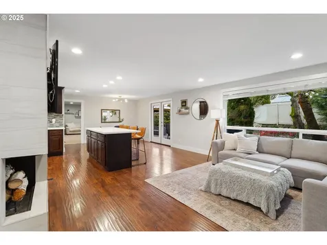 9005 SW Caroline Drive Portland OR 97225
