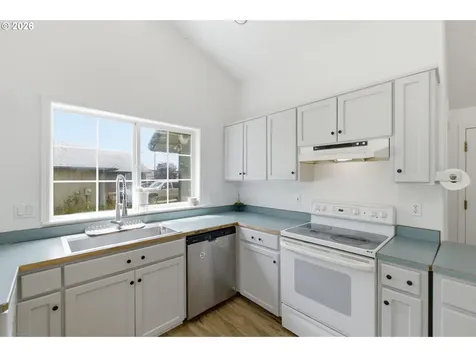 2295 Ironwood Street Sweet Home OR 97386