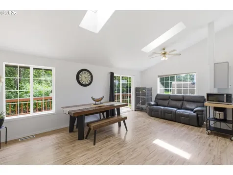 2295 Ironwood Street Sweet Home OR 97386