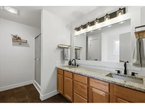 108 Powder Hill Drive Kalama WA 98625