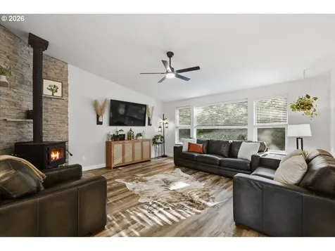 108 Powder Hill Drive Kalama WA 98625