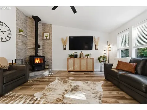 108 Powder Hill Drive Kalama WA 98625
