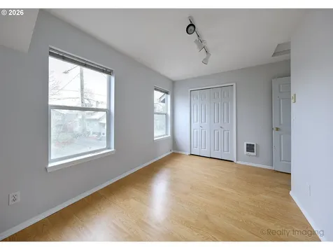 5337 NE 15th Avenue Portland OR 97211