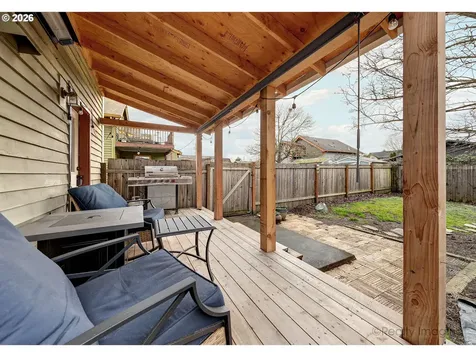 5337 NE 15th Avenue Portland OR 97211