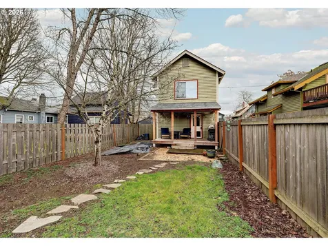 5337 NE 15th Avenue Portland OR 97211