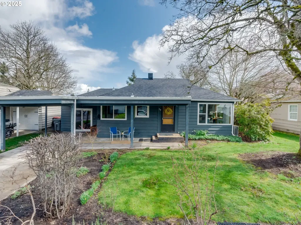 738 NE Macy Street Mcminnville OR 97128