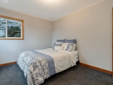738 NE Macy Street Mcminnville OR 97128
